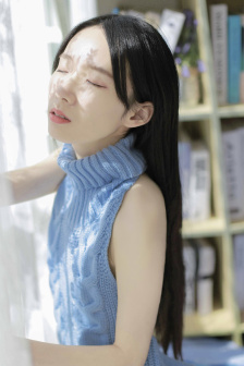 女王踩踏